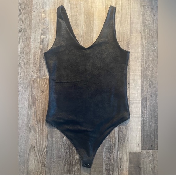 Abercrombie bodysuit - Picture 1 of 3